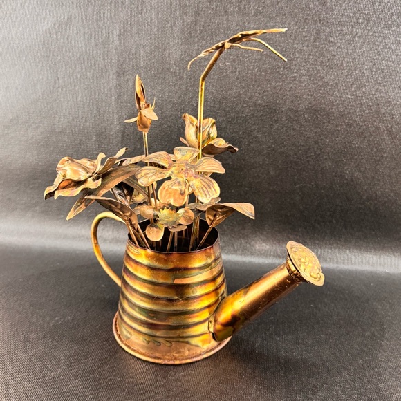 Vintage Berkely Designs Copper Watering Can Music Box Playing Edelweiss - Picture 2 of 6